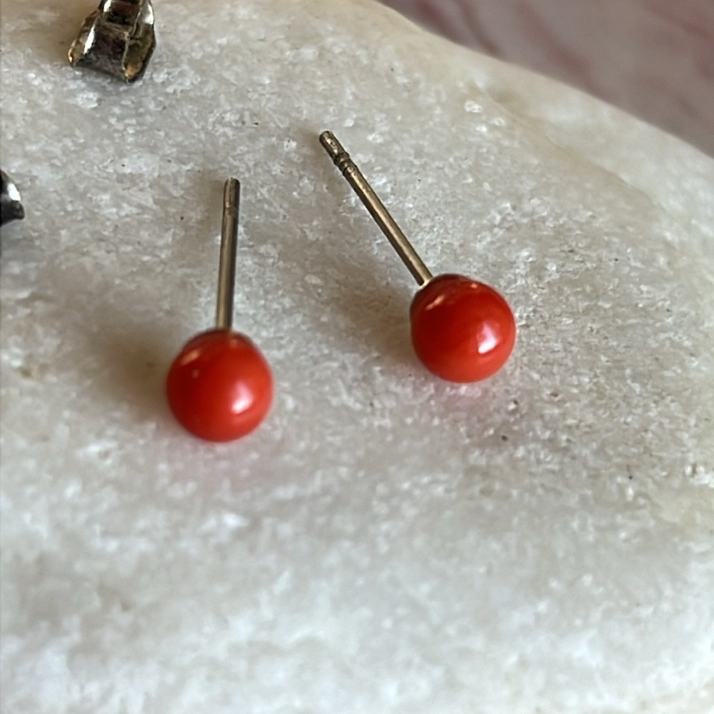 Cute red coral ball earrings undyed